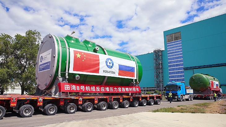 Reactor vessel and steam generators shipped for Tianwan 8