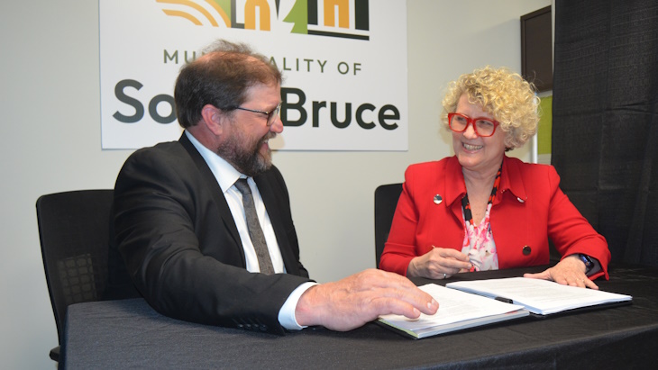 South Bruce signs hosting agreement with NWMO