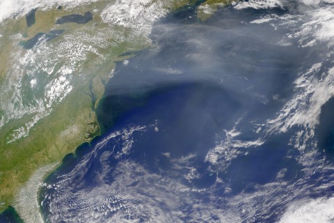 North American pollution cloud (NASA) 460x320