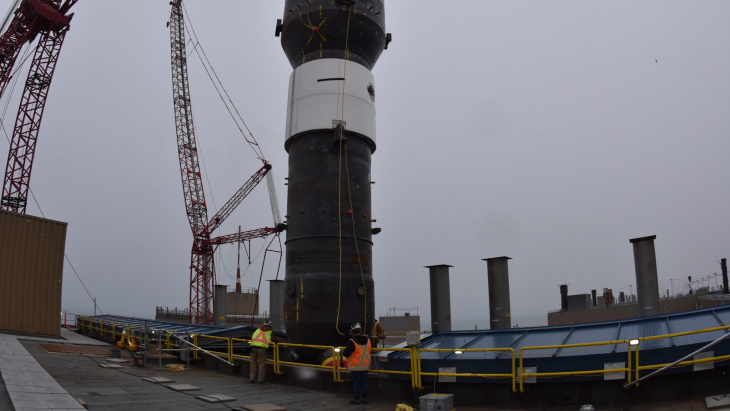 Bruce 6 steam generators lifted into place