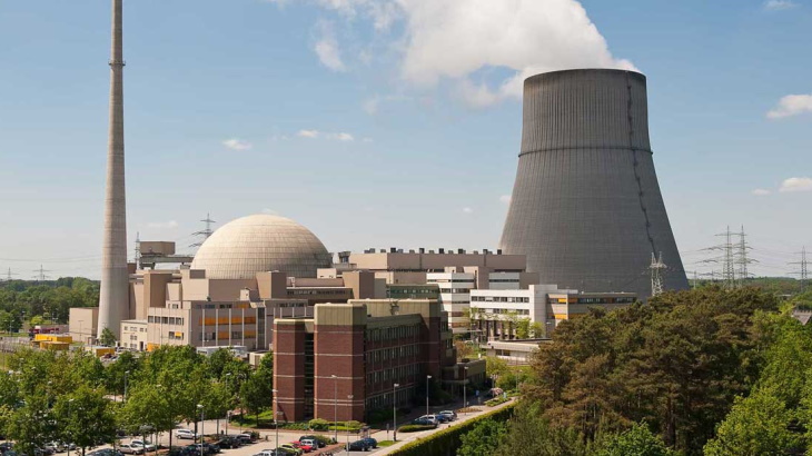 Germany's Scholz decides on continued operation of reactors