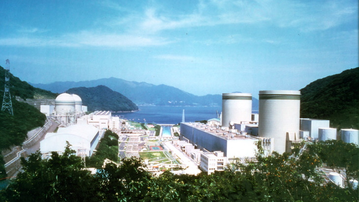 Kansai seeks operating life extension for Takahama units