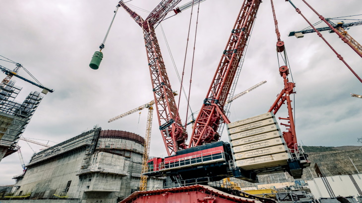 Reactor vessel installed at third Akkuyu unit