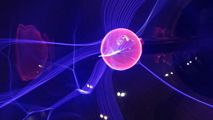 UK must change approach in order to win fusion race, says report