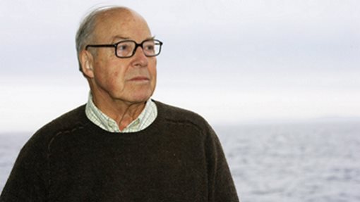 Profile: Hans Blix: 90 years of excellence