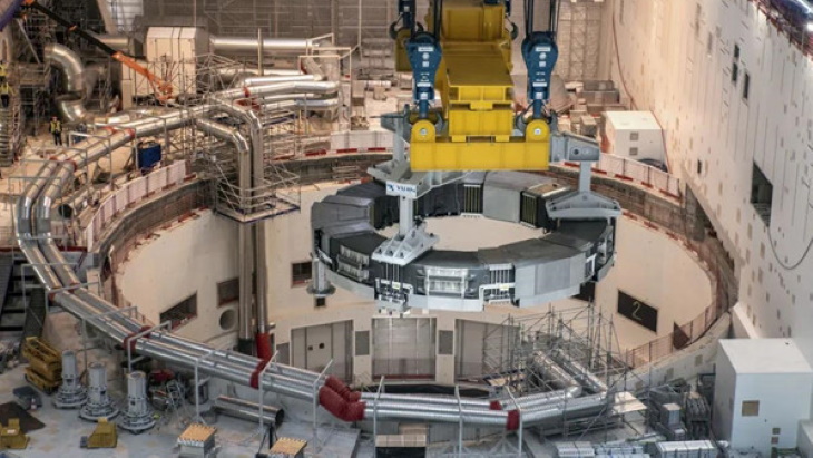 Assembly of ITER magnet system starts