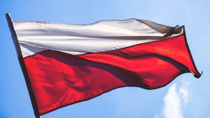 Poland sets financing target for nuclear plant