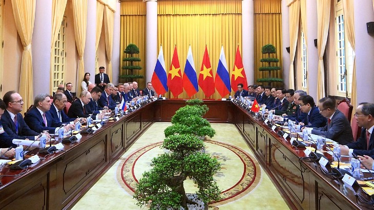 Vietnam and Russia discuss&nbsp;nuclear energy collaboration