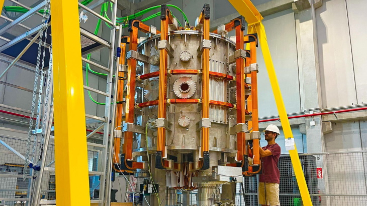 First plasma generated in SMART tokamak