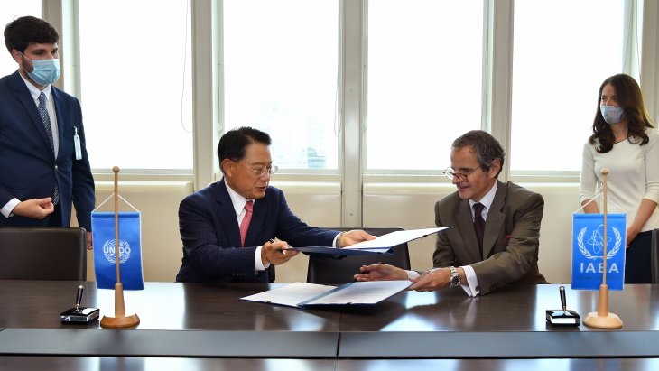 IAEA and UNIDO expand cooperation