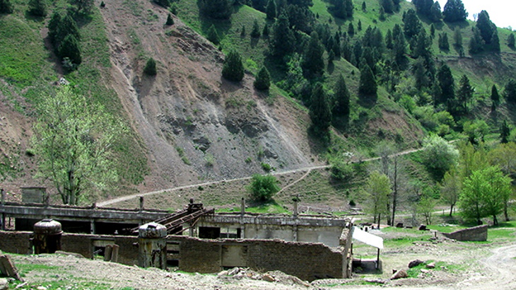 Clean-up set to start at Uzbek legacy uranium sites