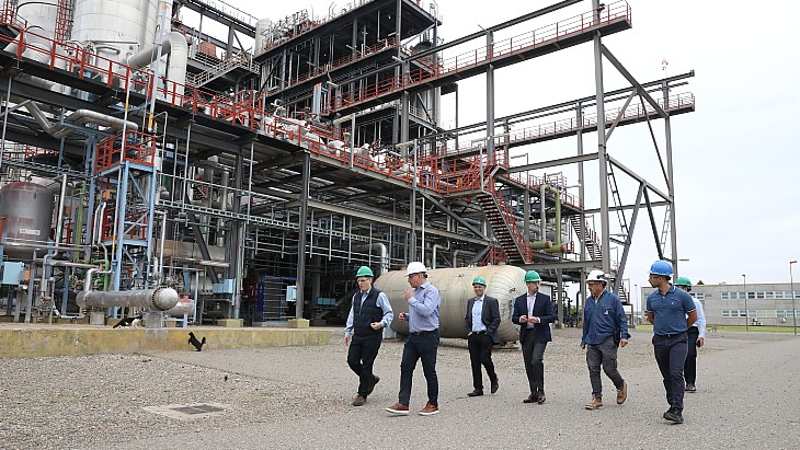 Argentina planning to reactivate heavy water plant