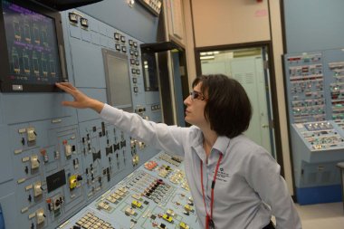 Control room at Lepreau (NB Power)_380