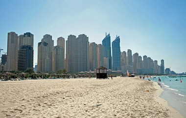 Dubai - Jumeirah beach